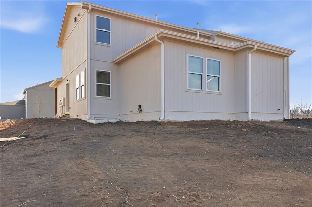 4717 Brentwood Avenue — photo 31