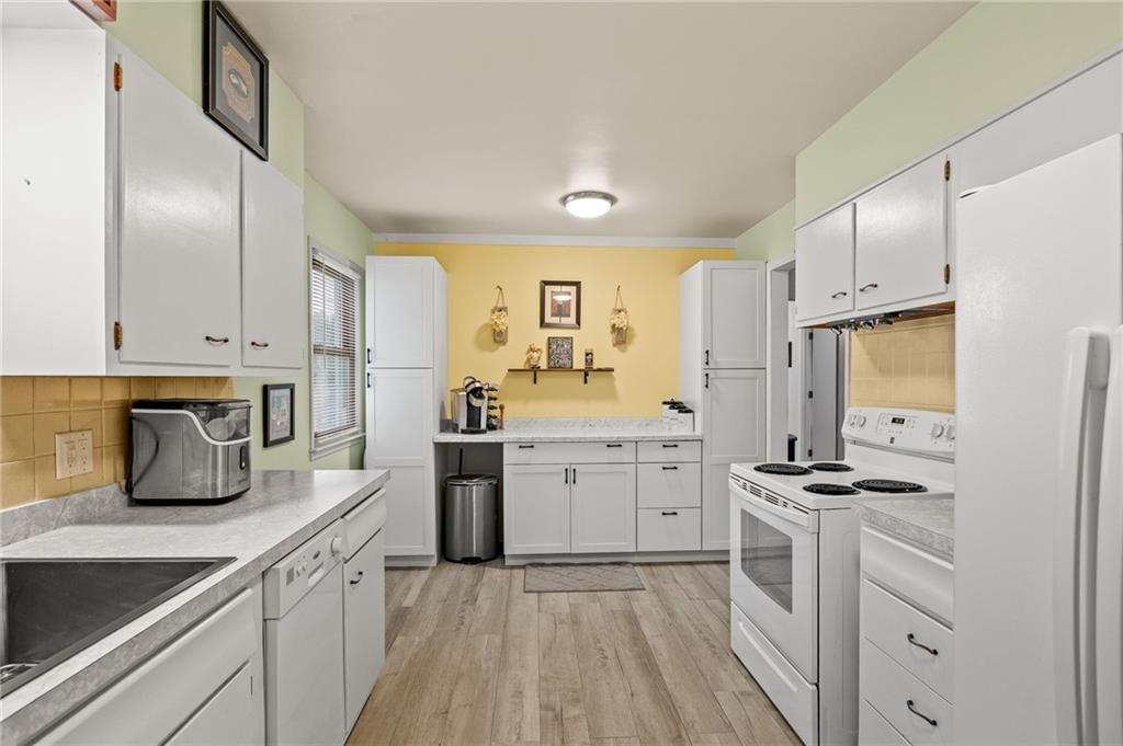 2705 Cedar Street — photo 11