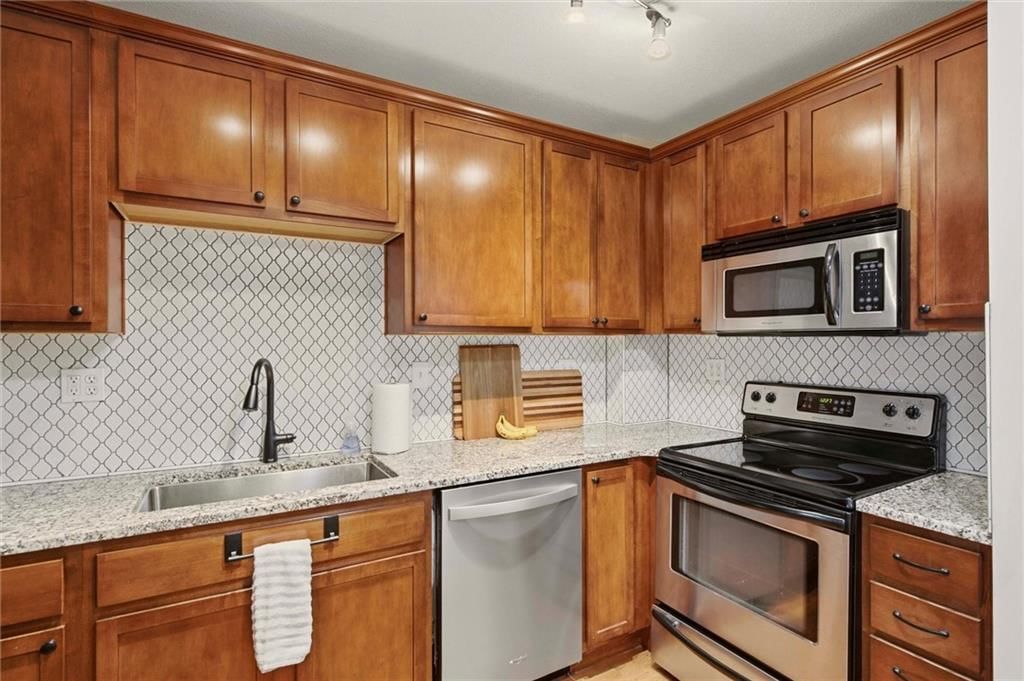 4514 Broadway Boulevard — photo 14