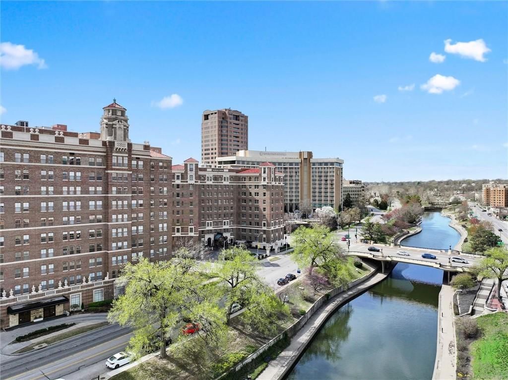 4514 Broadway Boulevard — photo 27