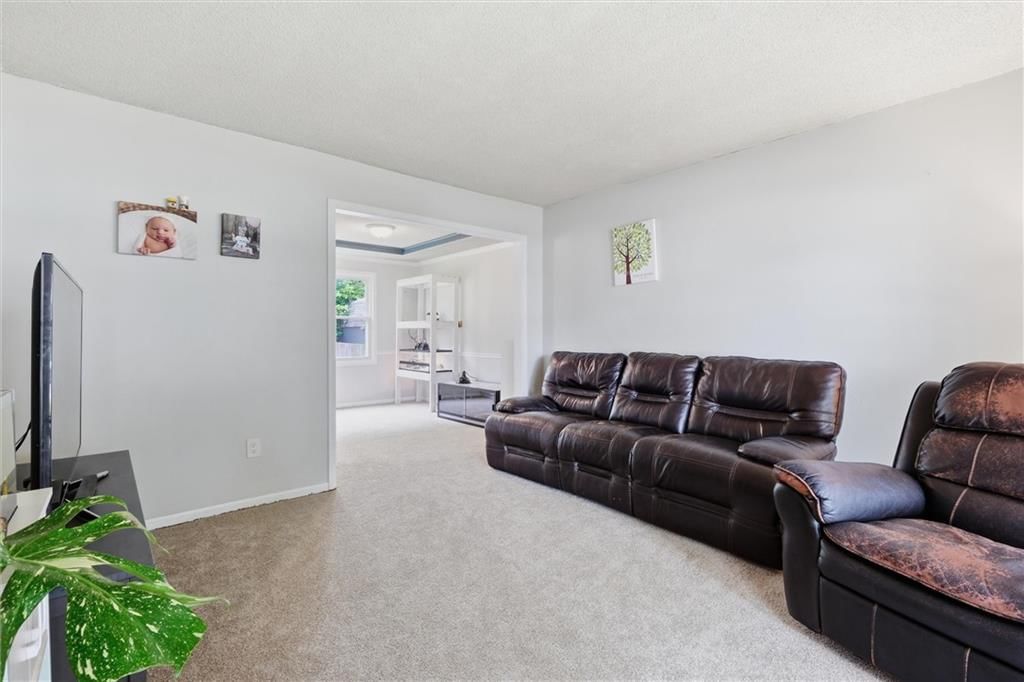 1240 E Sleepy Hollow Drive — photo 5