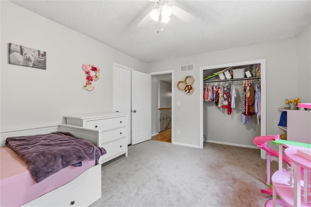 1240 E Sleepy Hollow Drive — photo 29