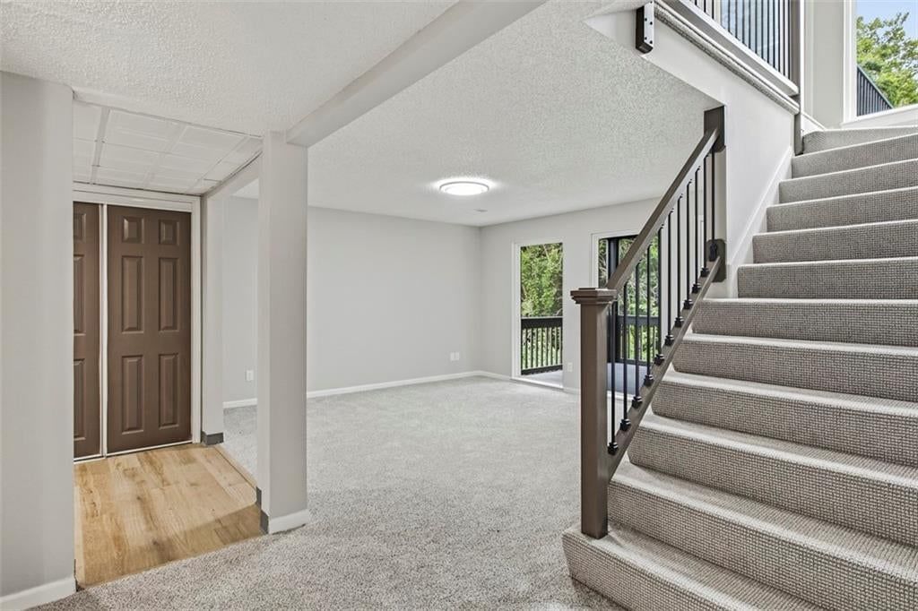 1245 Mockingbird Lane — photo 17