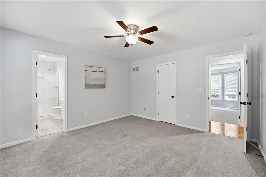 5303 NW 60th Terrace — photo 40