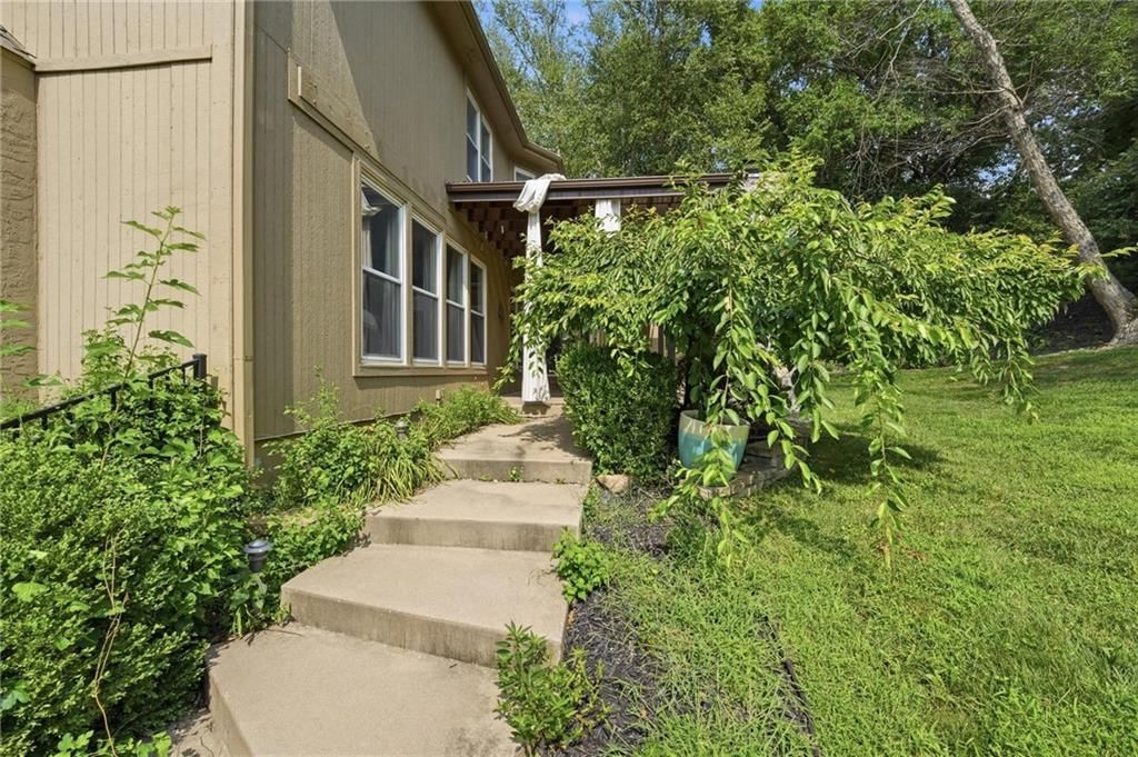 5303 NW 60th Terrace — photo 80
