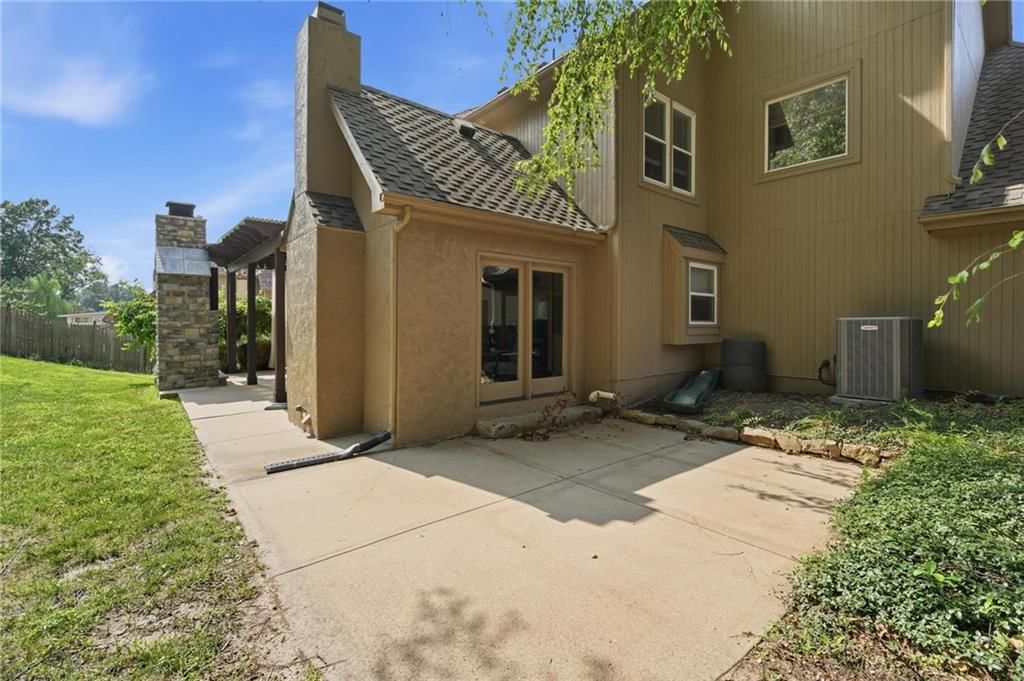 5303 NW 60th Terrace — photo 84