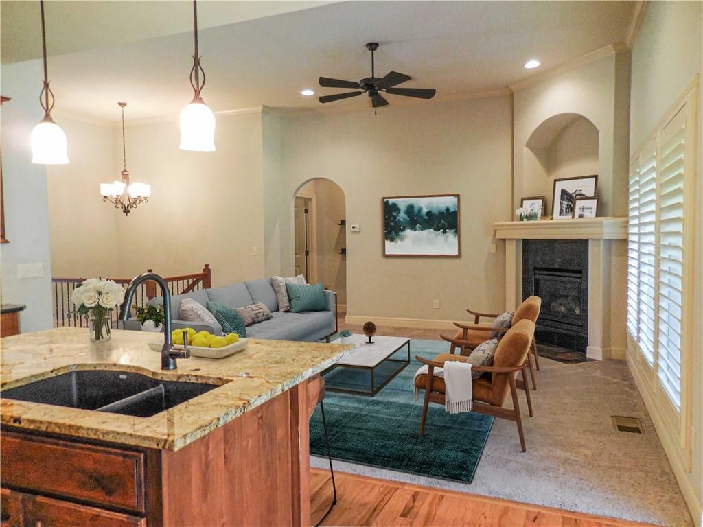 4102 NE Chapel Manor Court — photo 16