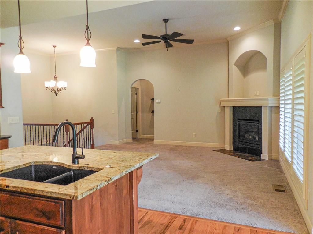4102 NE Chapel Manor Court — photo 17