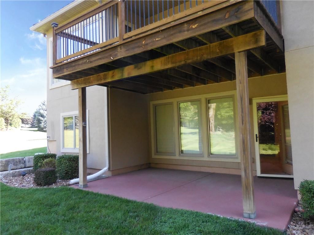 4102 NE Chapel Manor Court — photo 36