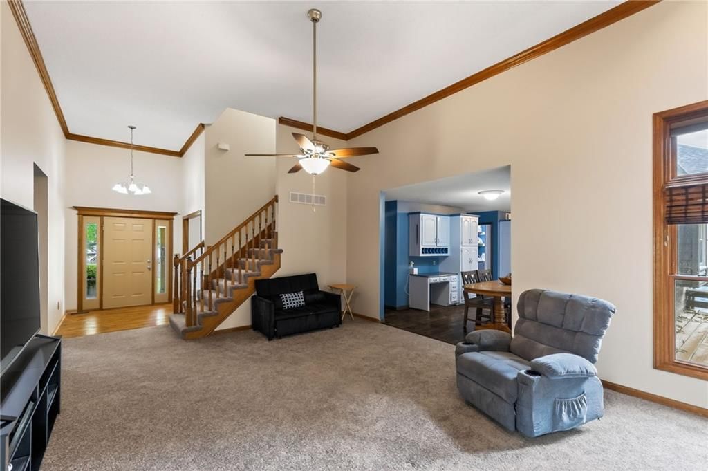 7508 N Palmer Avenue — photo 11