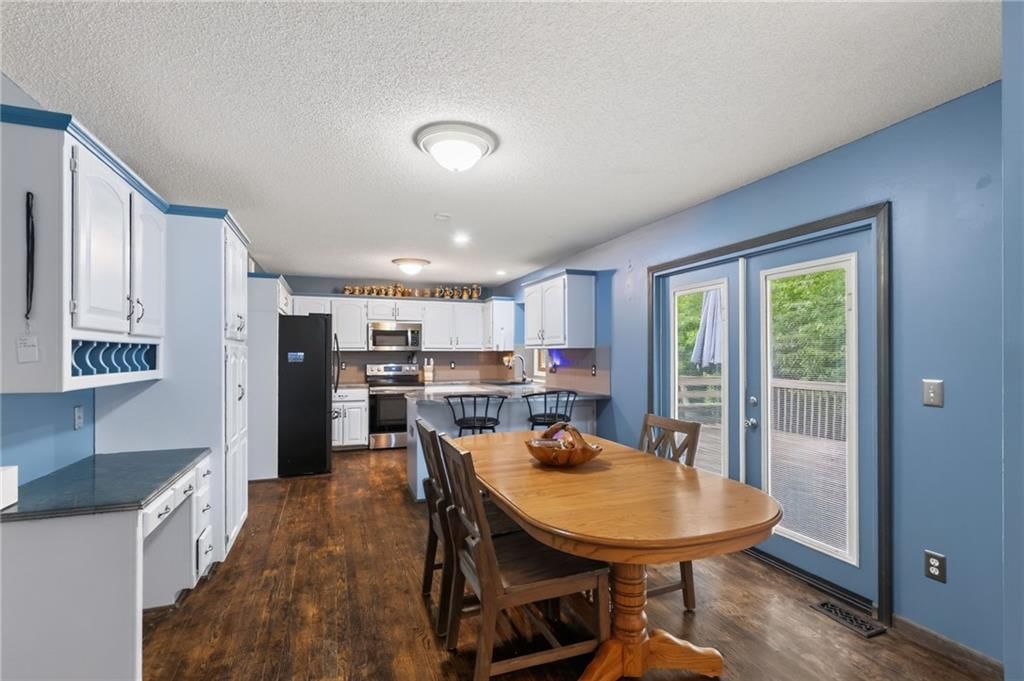 7508 N Palmer Avenue — photo 12