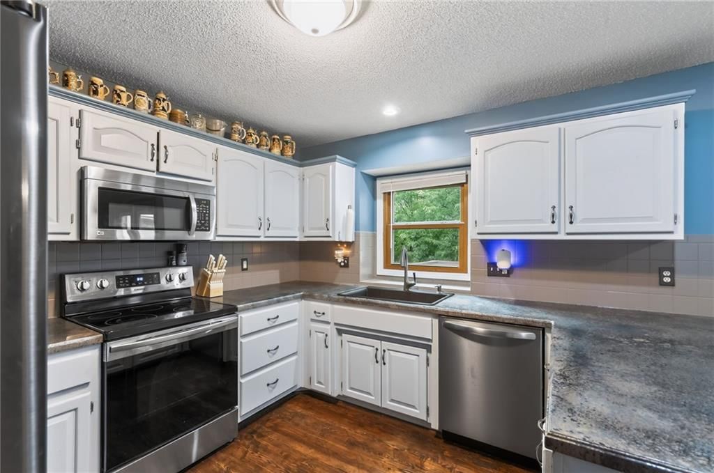 7508 N Palmer Avenue — photo 16