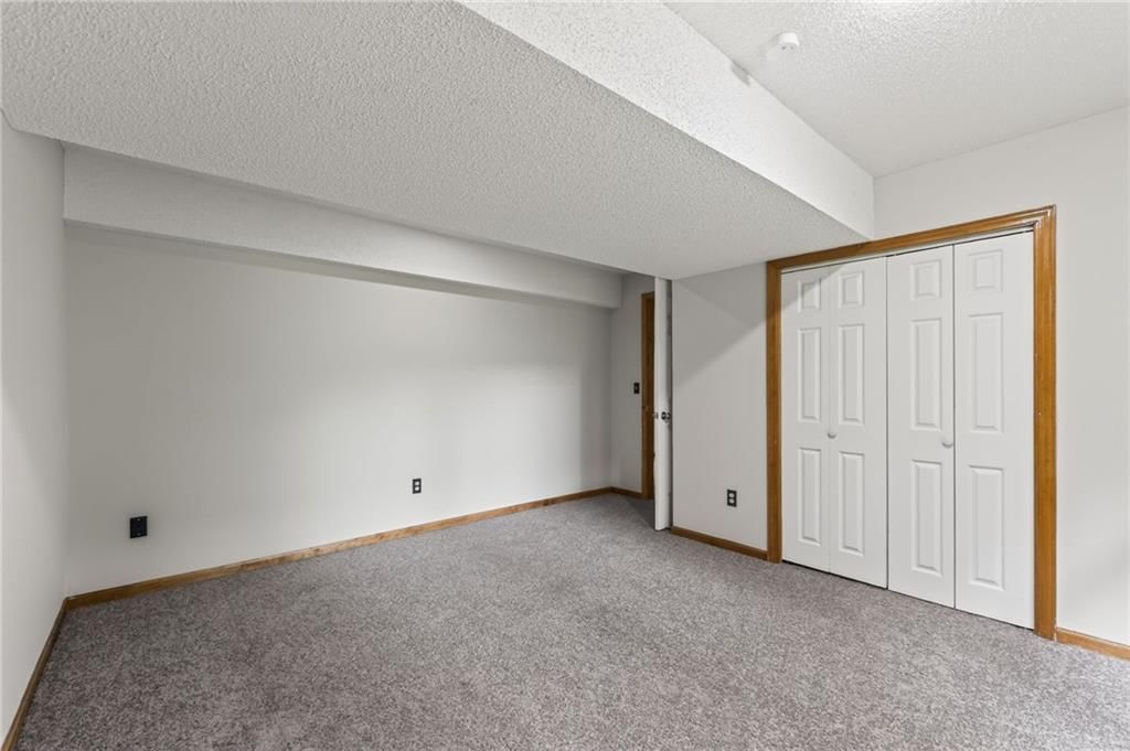 7508 N Palmer Avenue — photo 36