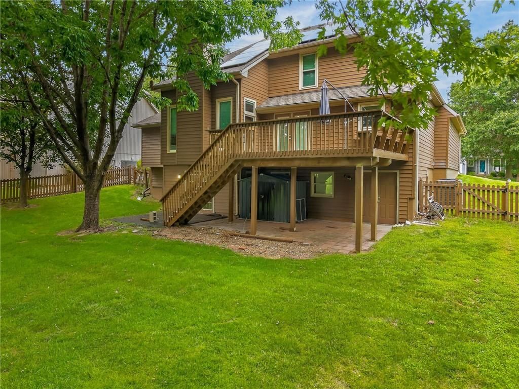 7508 N Palmer Avenue — photo 41