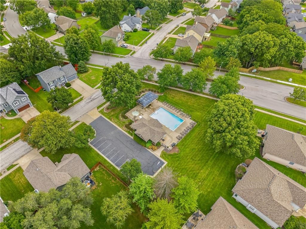 7508 N Palmer Avenue — photo 44