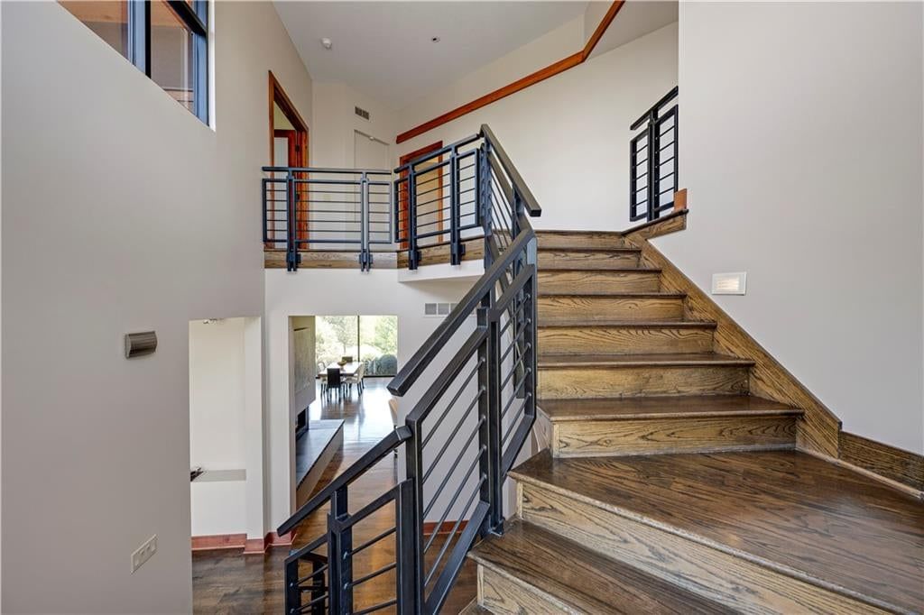 15201 Bond Street — photo 24