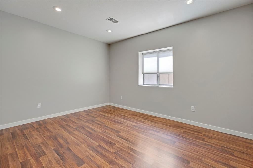 15201 Bond Street — photo 42