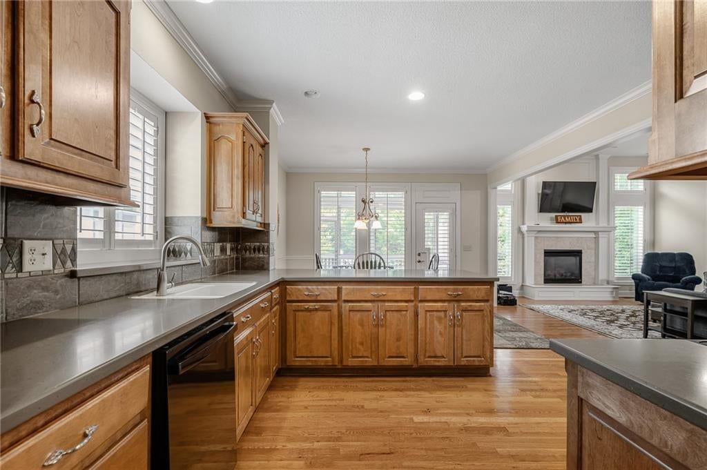 11730 W 144th Terrace — photo 9