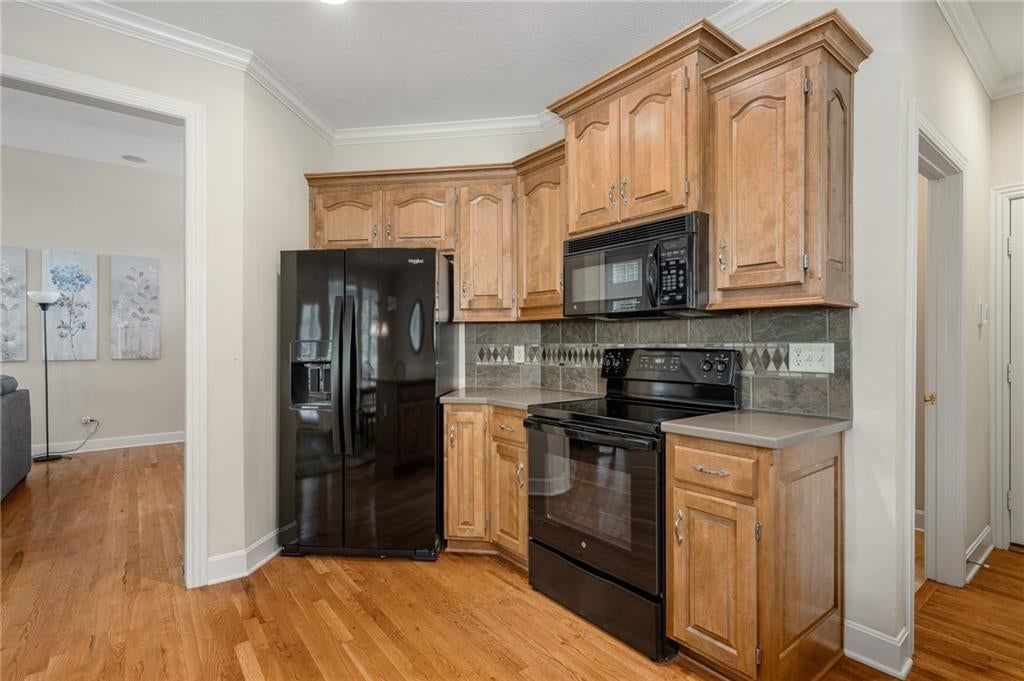 11730 W 144th Terrace — photo 22