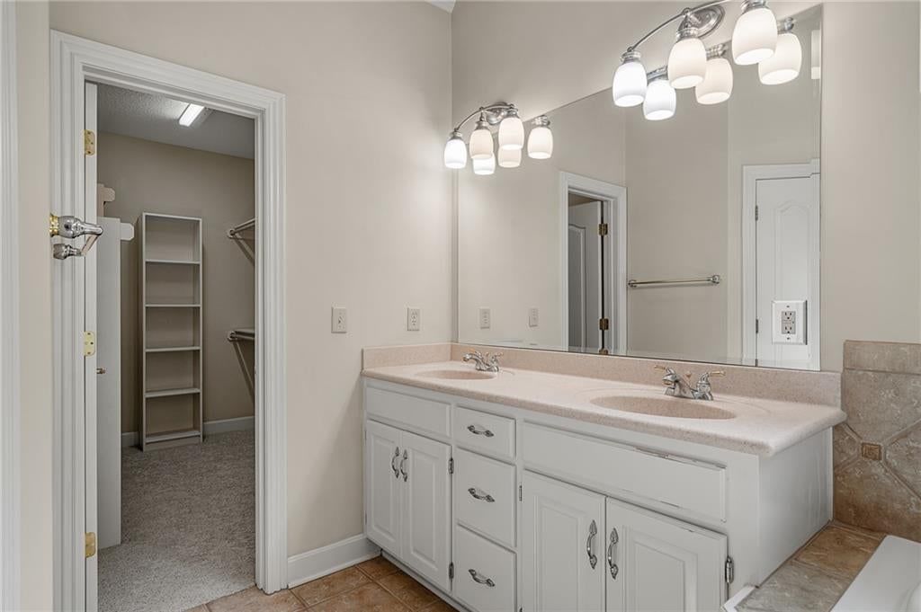 11730 W 144th Terrace — photo 28