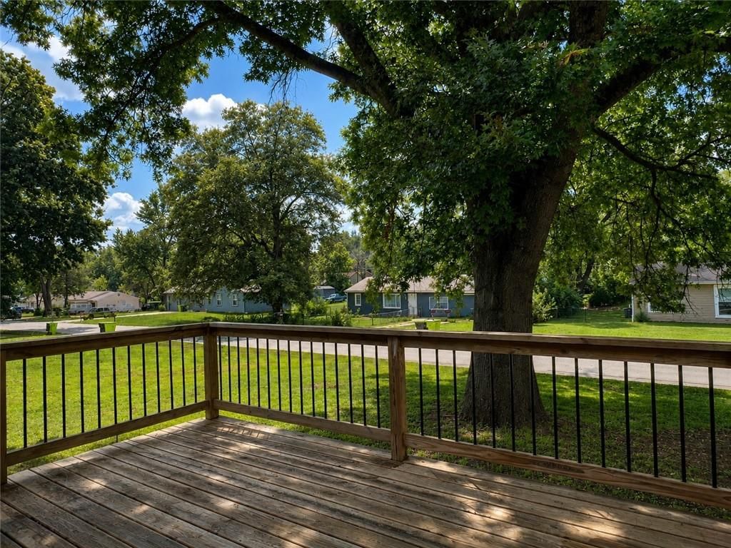 17121 Monte Verde Drive — photo 24