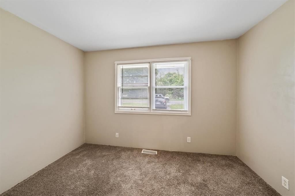 10905 E 47th Street — photo 9