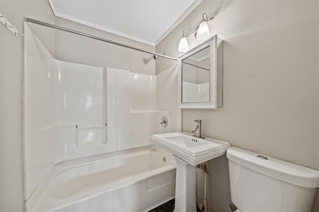 10905 E 47th Street — photo 13