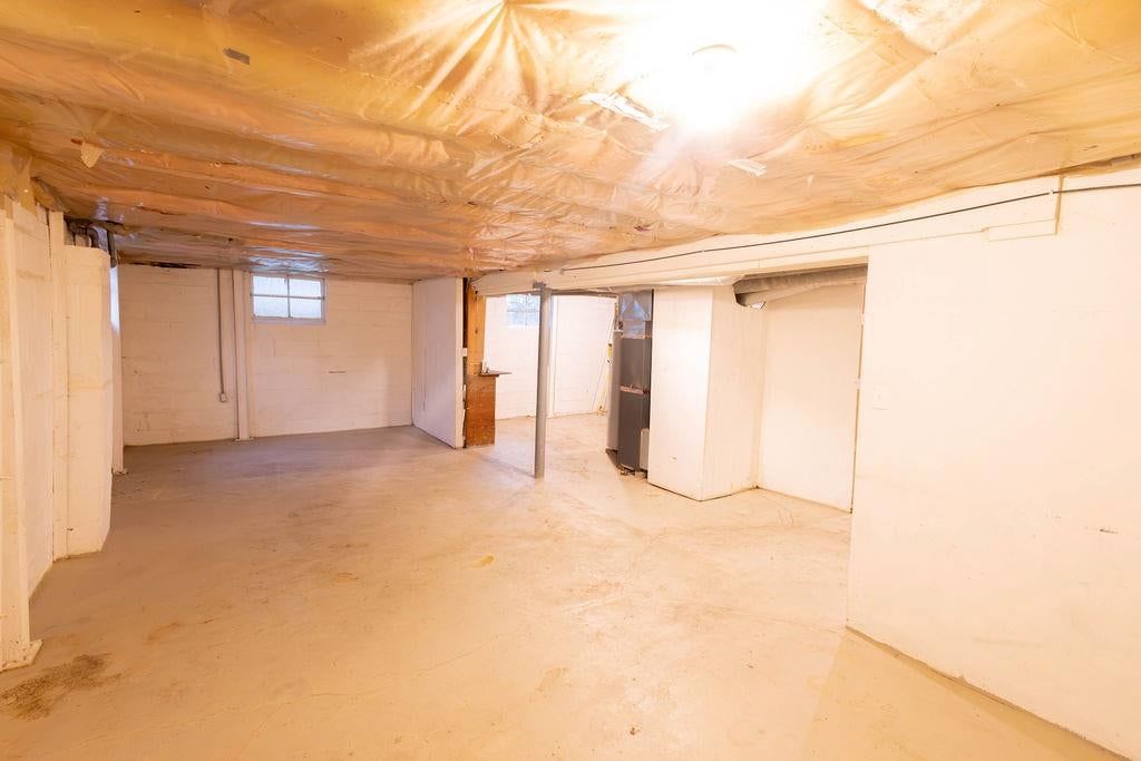 Photo 24 of 28 - 10905 E 47th Street, Kansas City, MO 64133