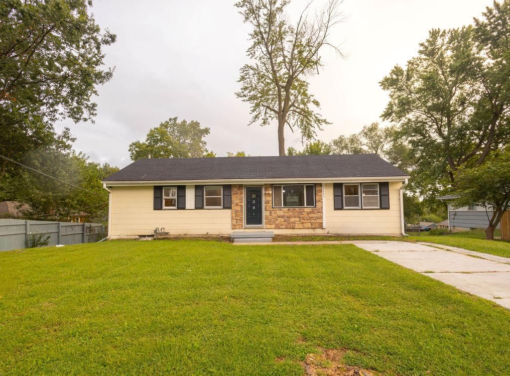 Photo 28 of 28 - 10905 E 47th Street, Kansas City, MO 64133