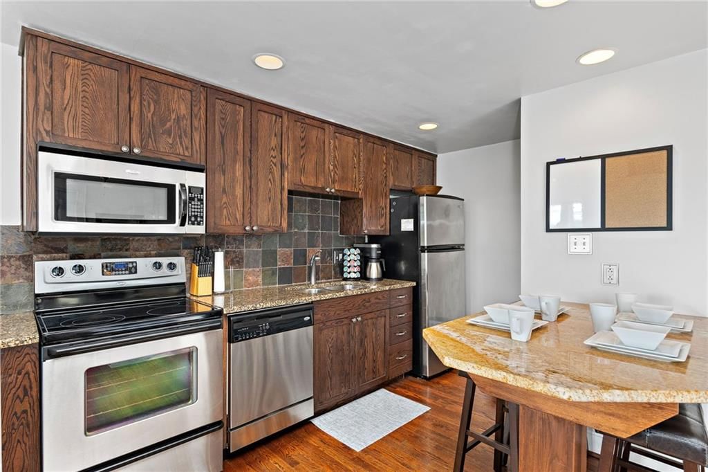 323 Emanuel Cleaver II Boulevard — photo 5