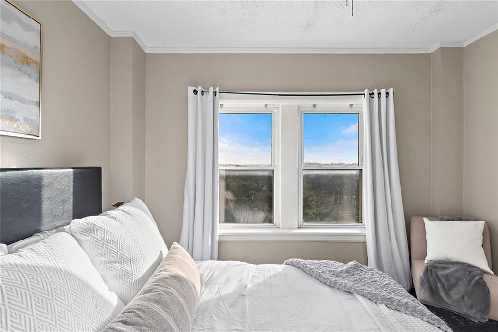 323 Emanuel Cleaver II Boulevard — photo 14