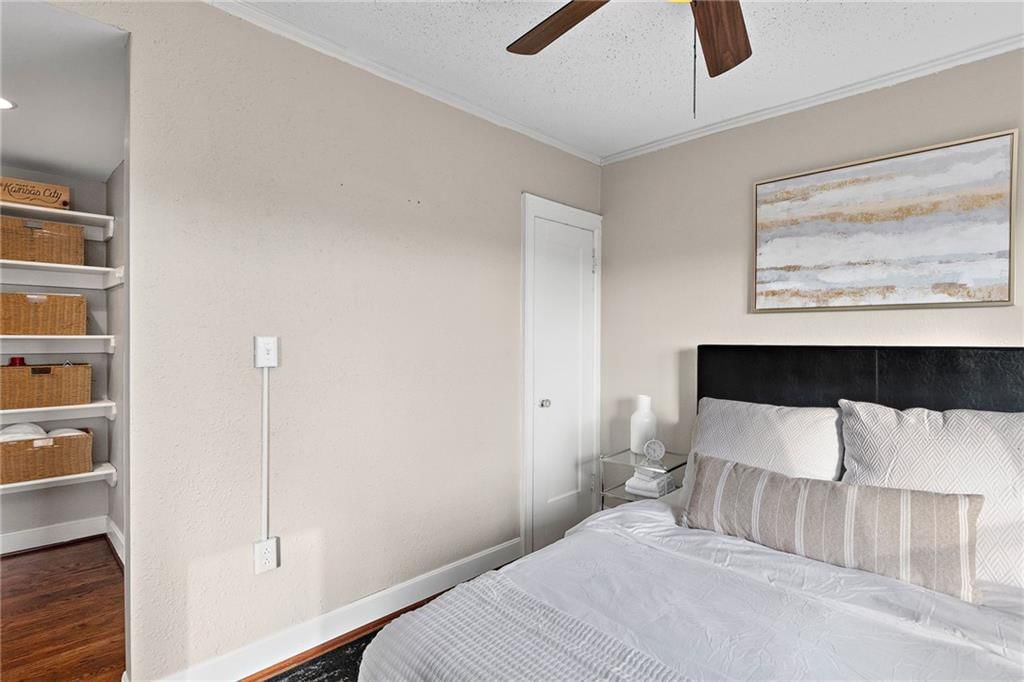 323 Emanuel Cleaver II Boulevard — photo 15