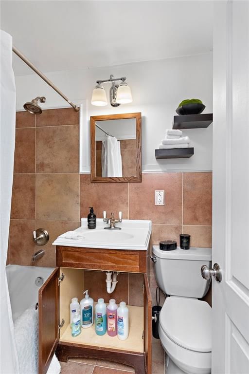 323 Emanuel Cleaver II Boulevard — photo 17