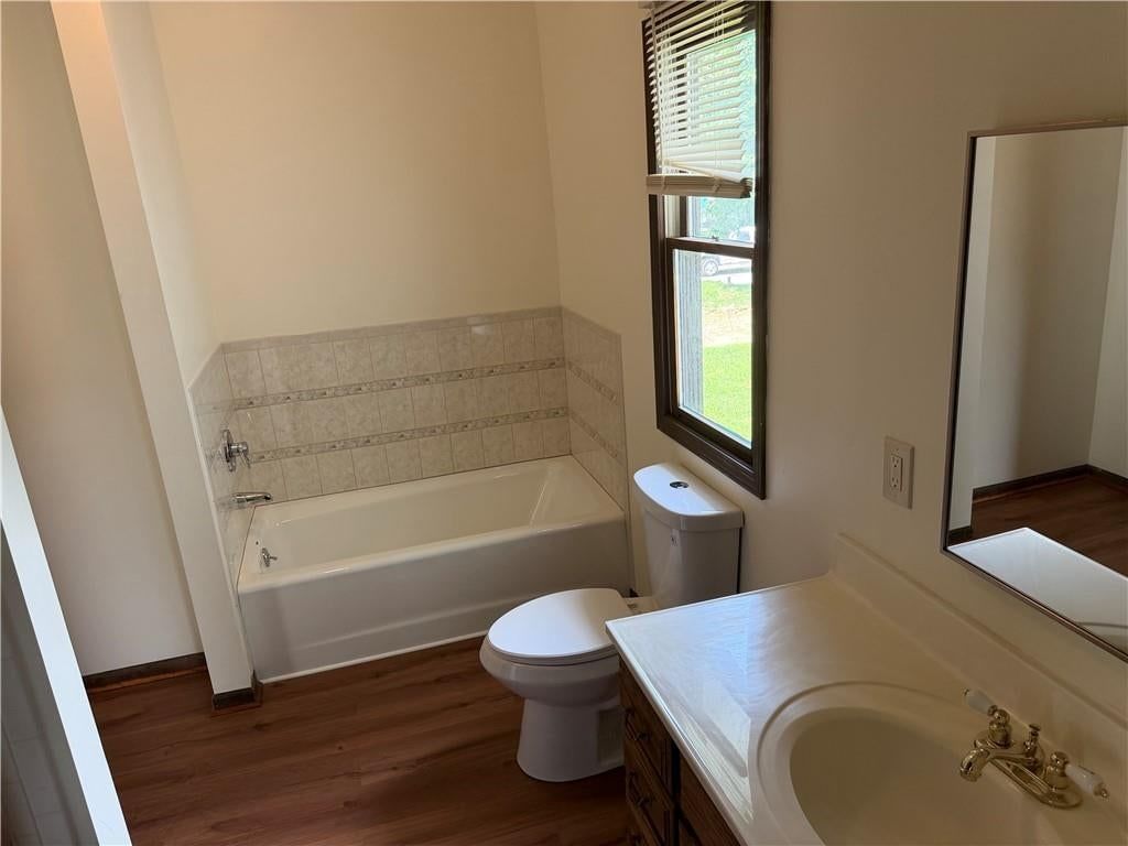 1315 E 75 Street — photo 8