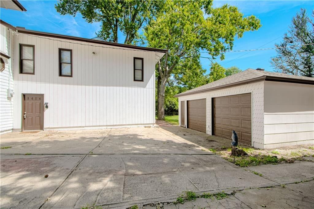 1315 E 75 Street — photo 19