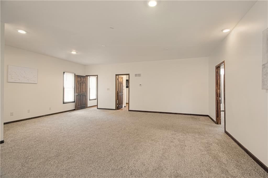 1315 E 75 Street — photo 21