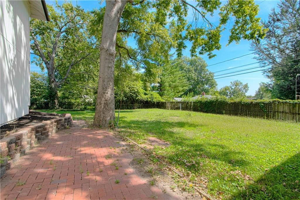 1315 E 75 Street — photo 25