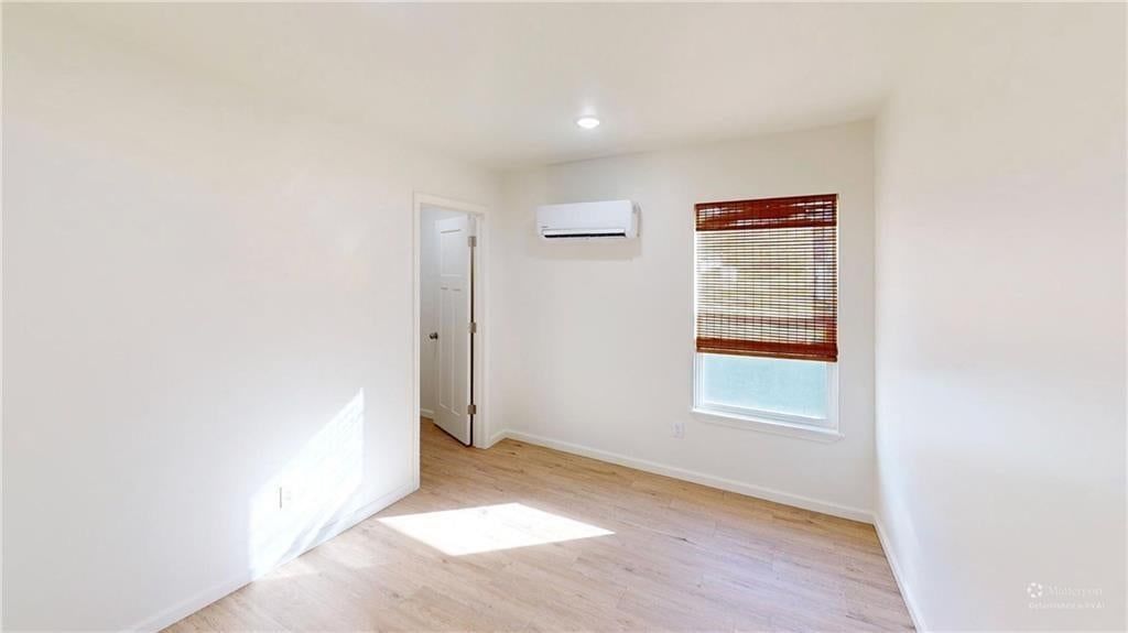 616 N Spring Street — photo 11