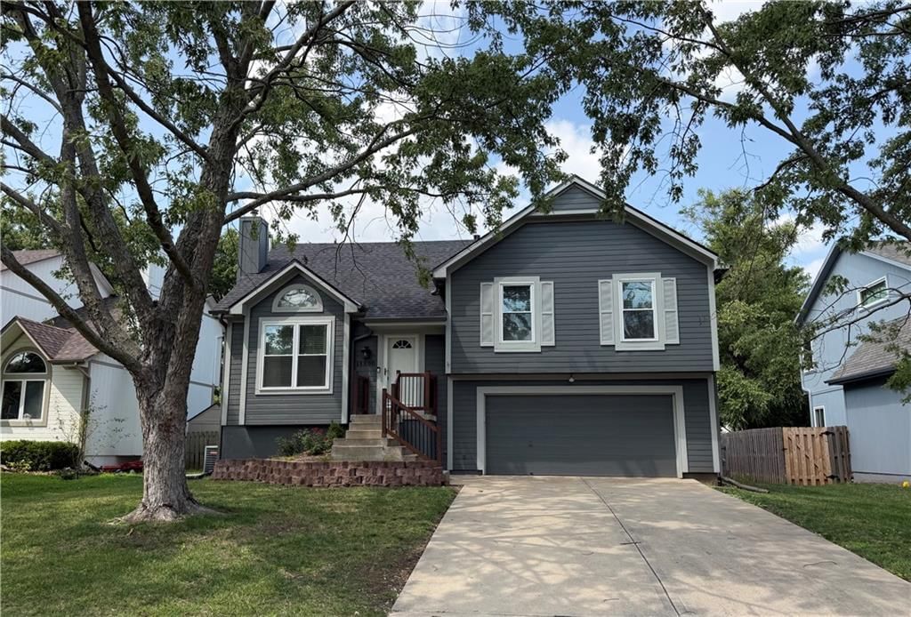 18800 W 164th Street — photo 1