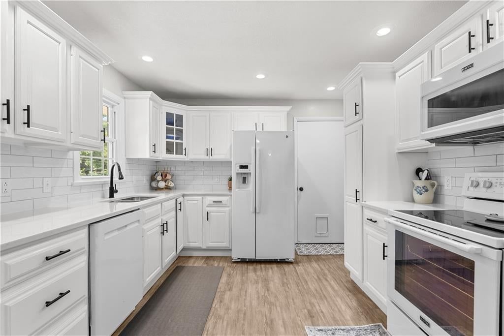 1202 E Willow Drive — photo 10