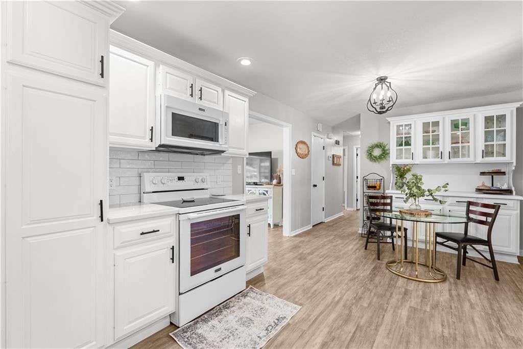 1202 E Willow Drive — photo 12
