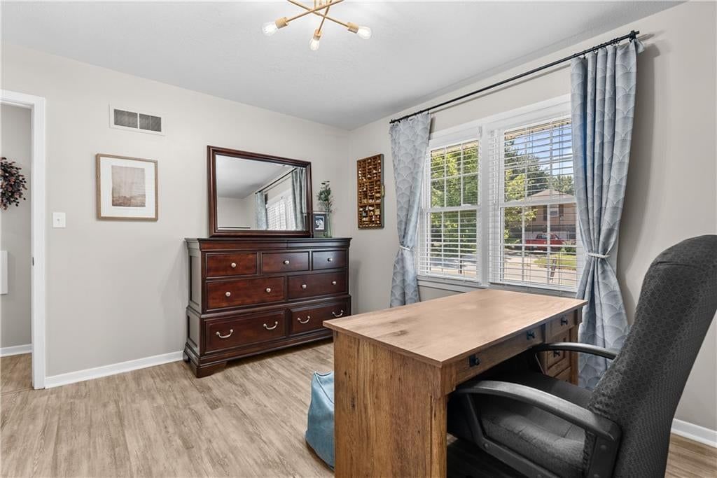 1202 E Willow Drive — photo 23