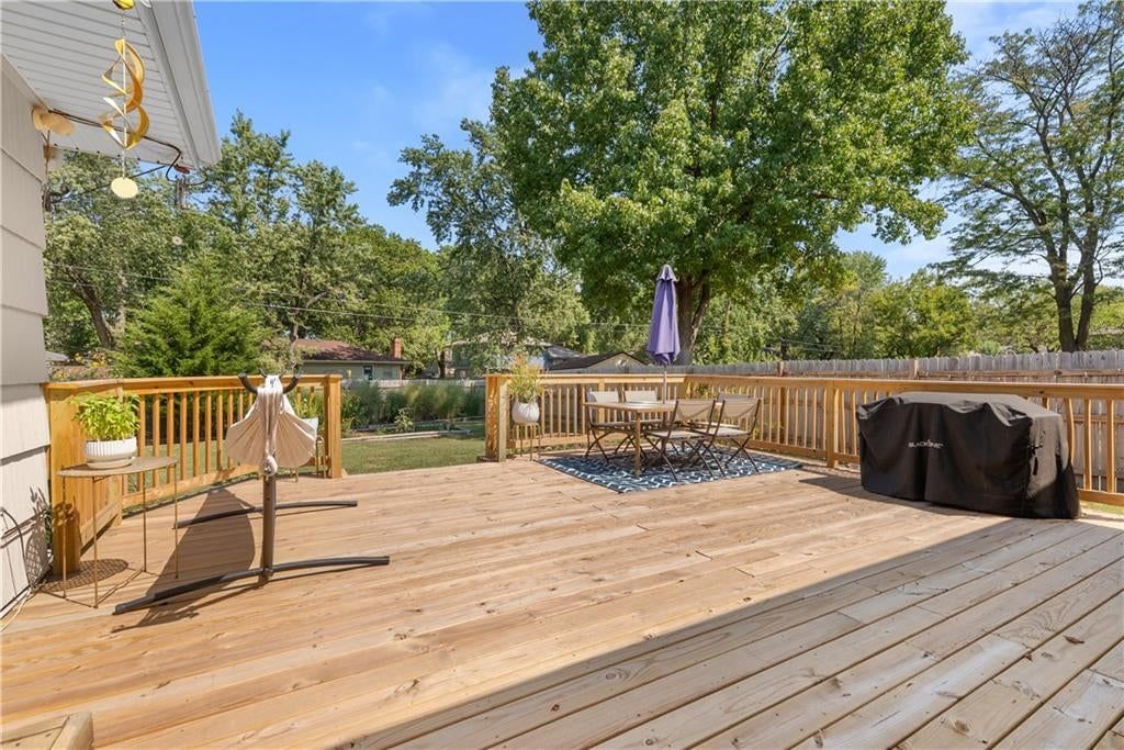1202 E Willow Drive — photo 35
