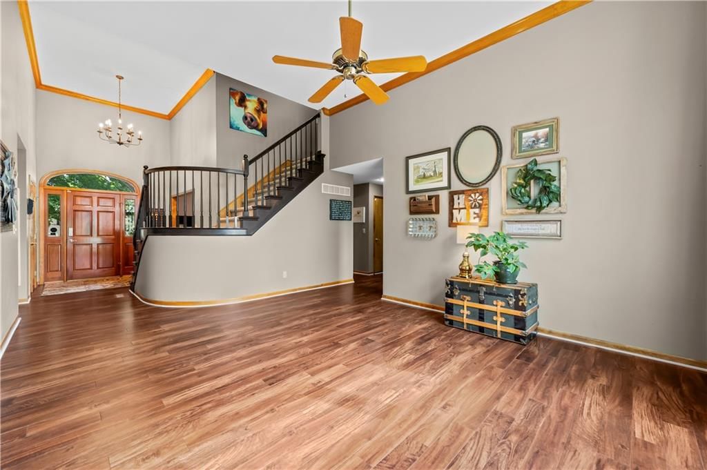 2389 NW Summerfield Drive — photo 8