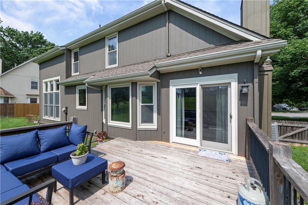 2389 NW Summerfield Drive — photo 40
