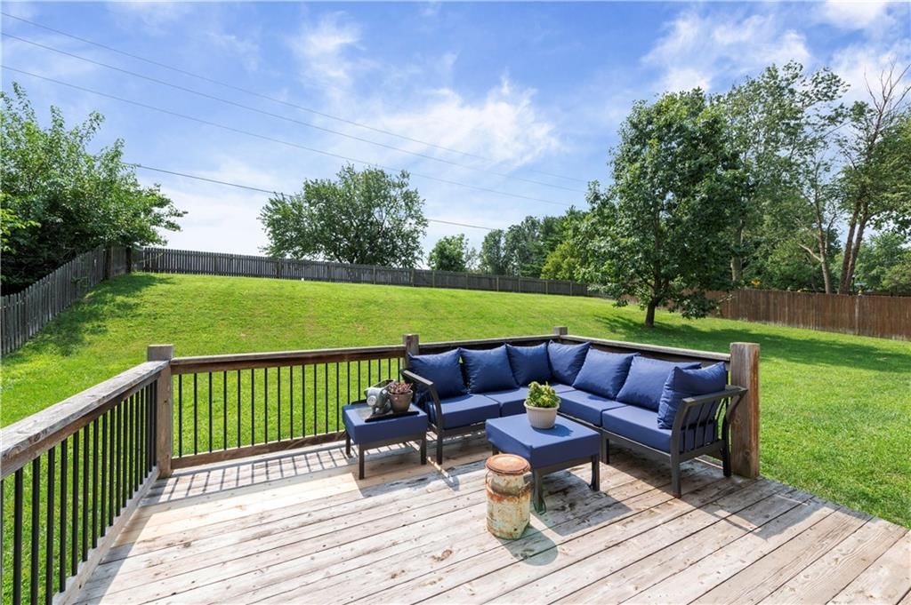 2389 NW Summerfield Drive — photo 43