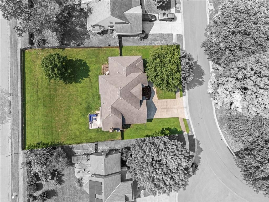 2389 NW Summerfield Drive — photo 46