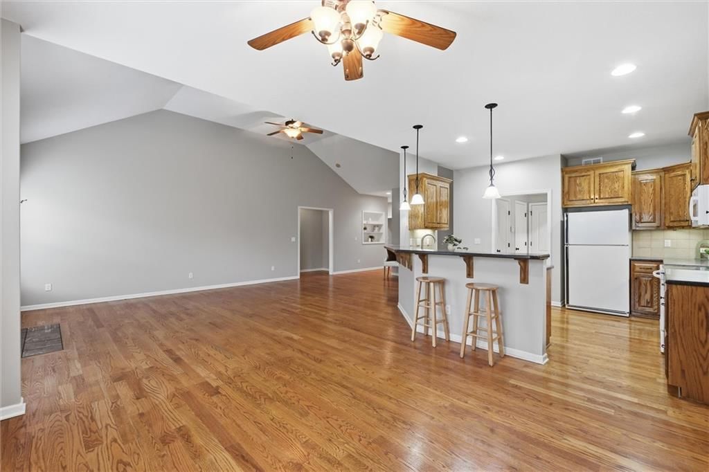 2320 N 100th Terrace — photo 9
