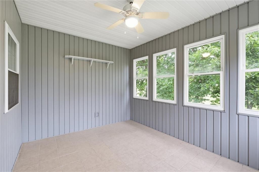2320 N 100th Terrace — photo 15