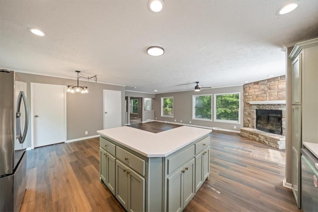 7941 Parkview Avenue — photo 15